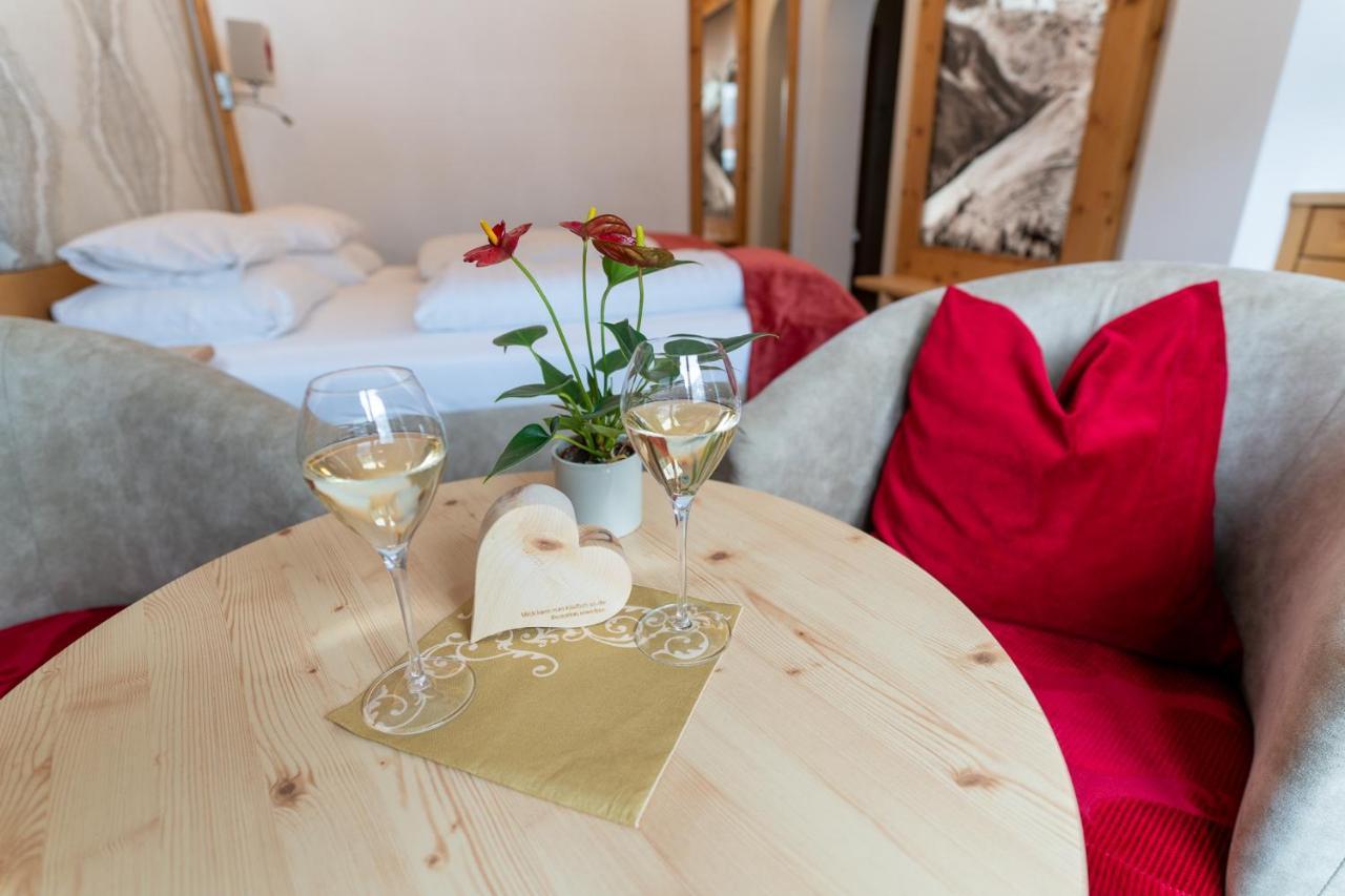 Hotel Neuhintertux Kültér fotó